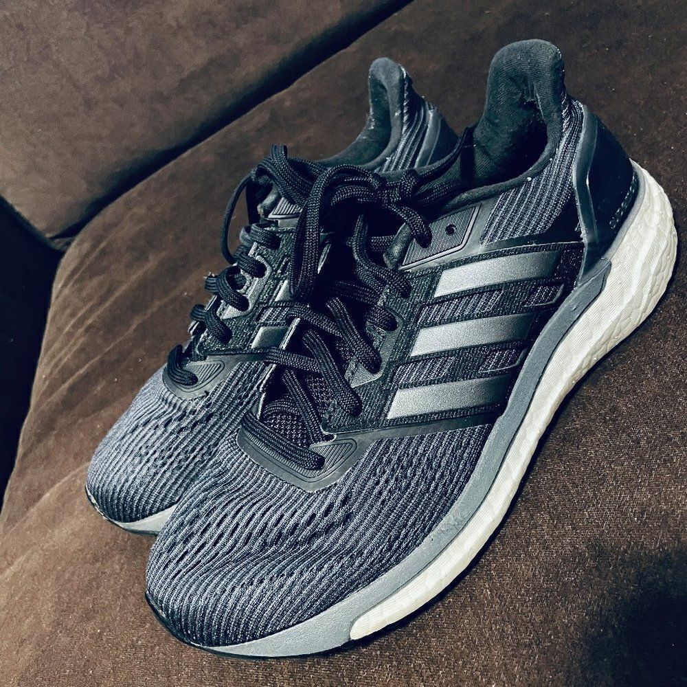 Xlnt Adidas Supernova Glide Boost 9, wmns 6.5 US - Picture 3 of 6